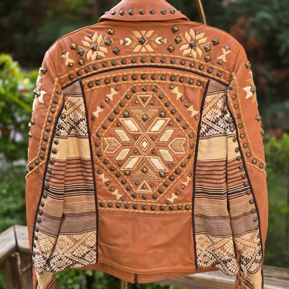 ‼️ ISO ‼️ ISO this Double D Ranch Leather Jacket in a Large or XL - Picture 2 of 2